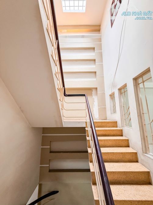 NGUYỄN KIỆM P3 PHÚ NHUẬN • HẺM 6,5M TRƯỚC NHÀ • 72M² • 4 TẦNG, HƠN 8 TỶ. - 1