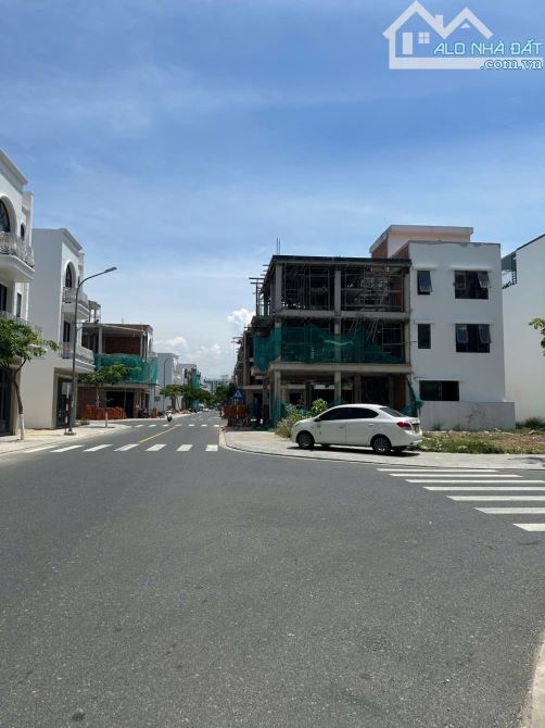 Bán lô góc view công viên đường A2 KĐT VCN Phước Long 2 , Nha Trang - 1