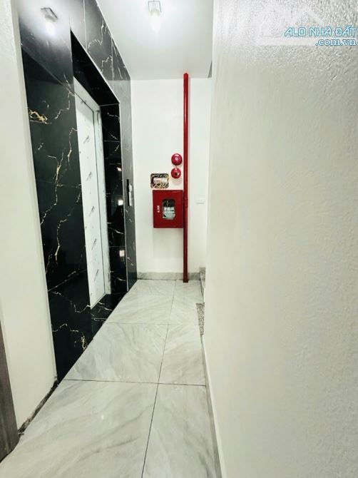 BÁN GẤP CĂN HỘ DỊCH VỤ 12 PHÒNG KHÉP KÍN DOANH THU 60tr/THÁNG GIÁ CHÀO NHỈNH 10 TỶ - 1
