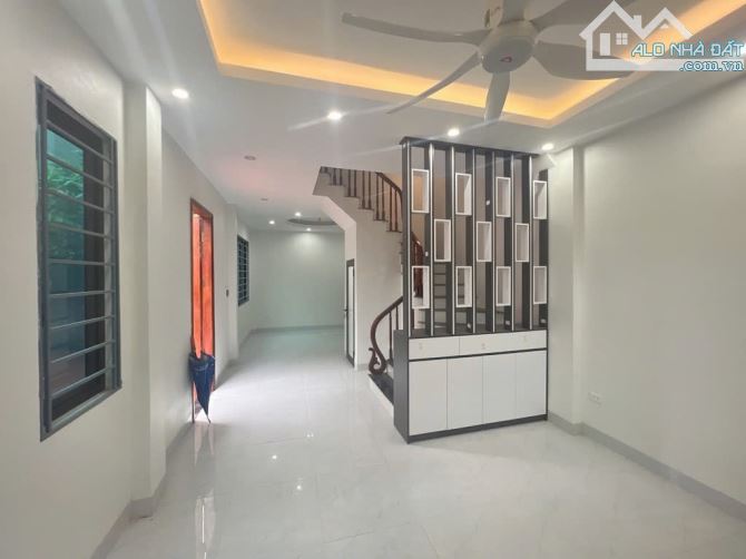 LÔ GÓC CẦU CỐC - OTO TRÁNH - FULL TIỆN ÍCH - 40M2 - 5 TẦNG - 6.85 TỶ (CTL6982) - 1
