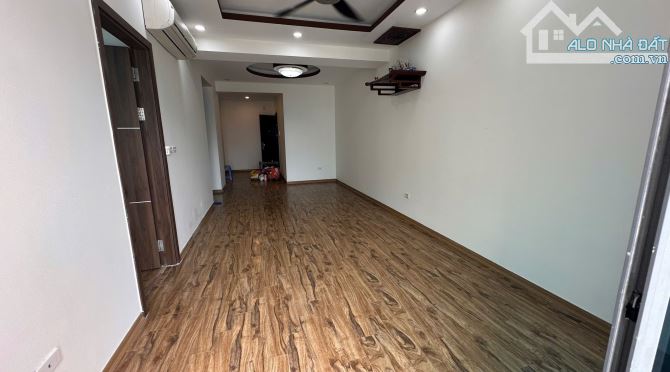 Bán căn chung cư c1-c2 Xuân Đỉnh 2 ngủ 2 vs đủ nội thất, ở sướng giá tốt - 1