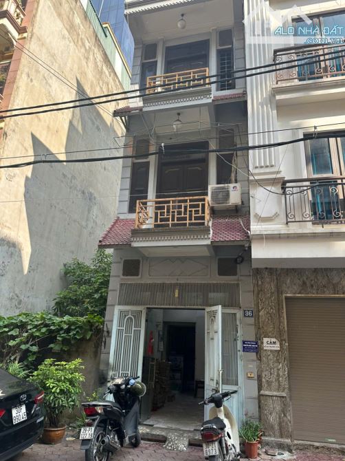 Cho thuê nhà Đường Mạc Thái Tổ, Phường Yên Hòa, Cầu Giấy. DT 40m x 3 tầng, giá 15tr - 1