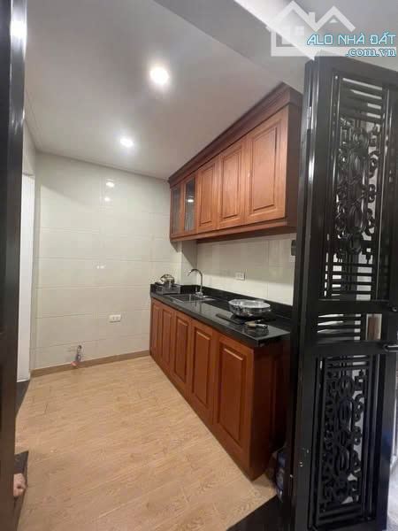 Cho thuê nhà nguyên căn ngõ 856 Minh Khai, Thanh Lương, Hai Bà Trưng. DT 10m x 5 tầng, - 1