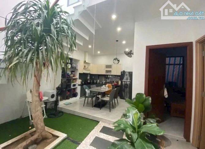 BÁN NHÀ ĐẸP 2TẦNG NGUYỄN NHƯ HẠNH, LIÊN CHIỂU,ĐÀ NẴNG.DT:83 M².MT :7.5M. - 1