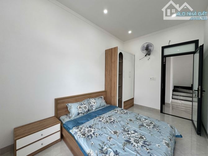CĂN GÓC 2 MẶT TIỀN CẤP 1 Y WANG - PHƯỜNG EAKAO - 12