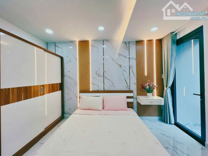 BÁN NHÀ --4.68TỶ- QUANG TRUNG, P10, GÒ VẤP. - 12
