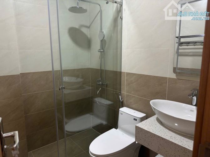 BÁN NHÀ 2 TẦNG MẶT TIỀN NGUYỄN HỮU HUÂN, Tân Lập , Nha Trang - 12
