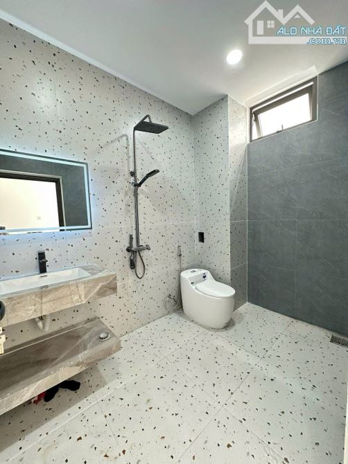 Bán nhà mới xây 100% hẻm Y Wang , P.Ea Tam , BMT - 14