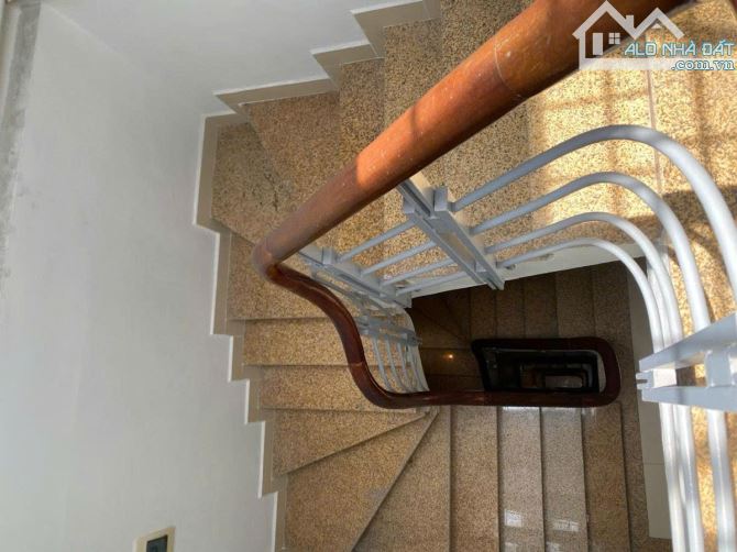 BÁN NHÀ PHÂN LÔ QUÂN ĐỘI VIP PHỐ  VĂN CAO, BA ĐÌNH, Ô TÔ, DT 50M2* 5 TẦNG* GIÁ 16.5 TỶ - 17