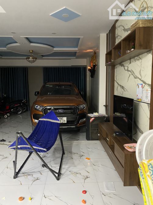Bán gấppp..Giá 4,9 tỷ tl thêm. Nhà 1T2L 1tum kdc Bửu Hoà, Biên Hoà. 6x19,2m 115m. Đường 8m - 2