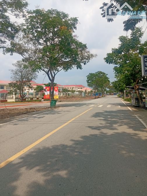 Bán đất mặt tiền đường tâm thôn hiệp  khu an nghĩa DT 4356 m2 - 2