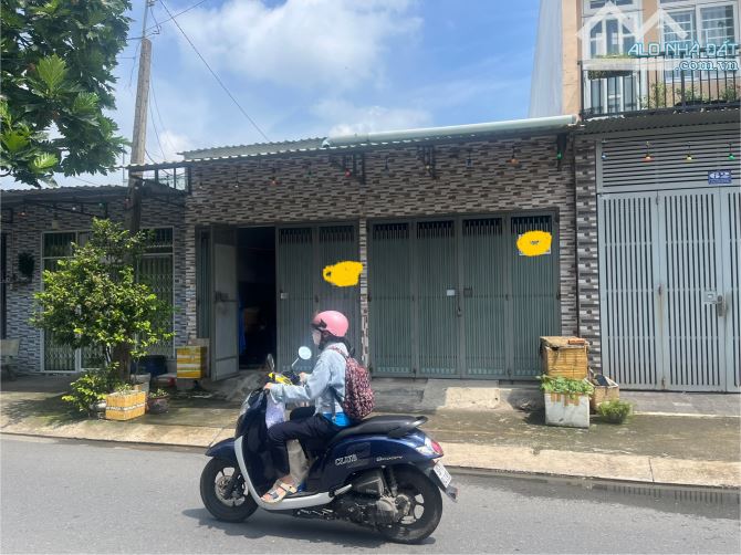 🏦HÓC MÔN XUÂN THỚI ĐÔNG MẶT TIỀN XUÂN THỚI 3 NHÀ 2 CĂN NGANG 6x16‎ = 96m2 DTCN 97 m2 GIÁ7 - 4