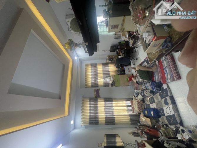 Bán nhà cạnh chợ Gò Xoài, 50m2, 3 tỷ xx - 2