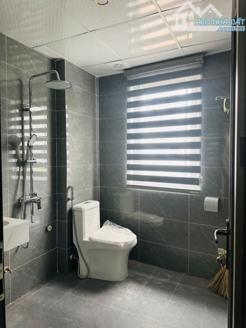 ⚡Cần bán gấp, nhà đẹp Mỹ Đình , S:35m, mt 4m, giá 6 600 - 2