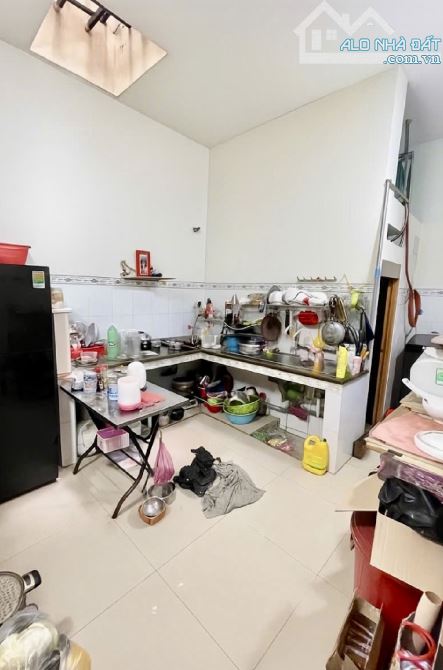 🏡 Nhà 2 tầng ĐÚC KIÊN CỐ đường THỚI AN 13, Phường THỚI AN, Q12 ,DT 56m² (4,28x15m) 💰 3,3 - 2