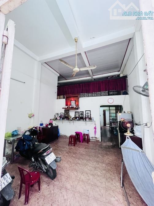 PHAN VĂN TRỊ- PHƯỜNG 2 - QUẬN 5 -DT: 4.55/5.7*11M- 6 TỶ 5 - 2