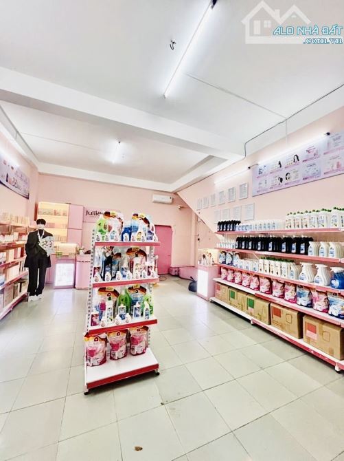 Mặt tiền khu Tên Lửa - Dòng tiền 50 triệu/ tháng - Ngang lớn 6m x 20m - 4 tầng - 21 phòng - 2
