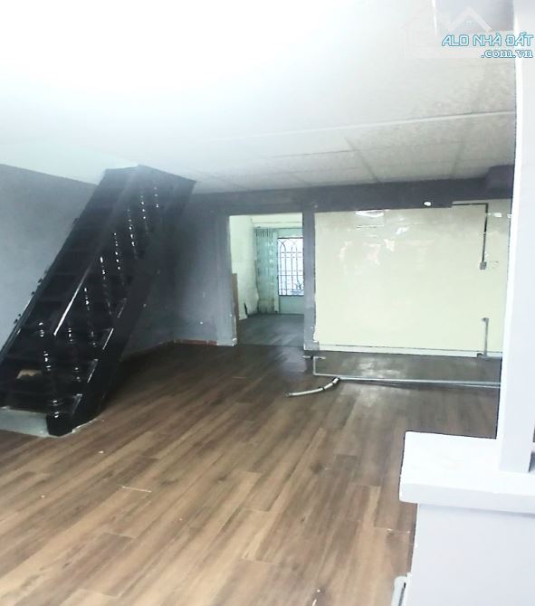 Bán nhà hẻm 8m KD, Nguyễn Trãi, Nguyễn Cư Trinh, Q1, 48m2, 2 tầng, giá rẻ - 2