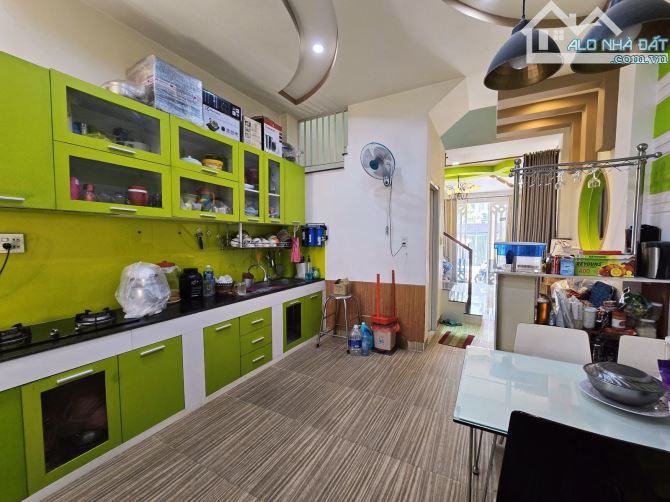 🏡 HOA HẬU QUỐC DÂN – HUỲNH THỊ ĐỒNG – SÁT QUẬN 7 - 7 TỎI (TL) - 2