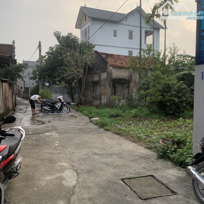 BÁN ĐẤT TỔ 11 ĐỒNG MAI, PHƯỜNG YÊN NGHĨA  48m² Trong đê đang mở rộng – Giá hơn 3 tỷ - 2