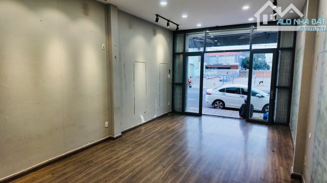🔥Nhà Mặt Tiền Lê Hồng Phong Ngang 5M6 Không Dính Làn Dải Phân Cách - 2