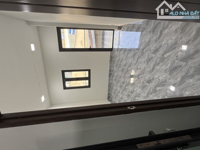 Bán nhà Quận 8, Dương Bá Trạc, 3 tầng, 2 mặt hẻm thoáng, 4,5 x12m, Nhỉnh 5 tỷ - 2