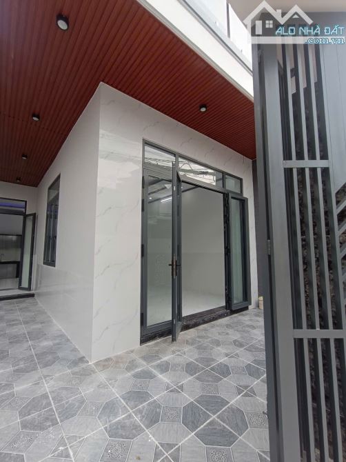 BẠN SẼ PHẢI LÒNG TRƯỚC CĂN BIỆT THỰ MINI CUỐI ĐƯỜNG ĐỒNG KHỞI - 2
