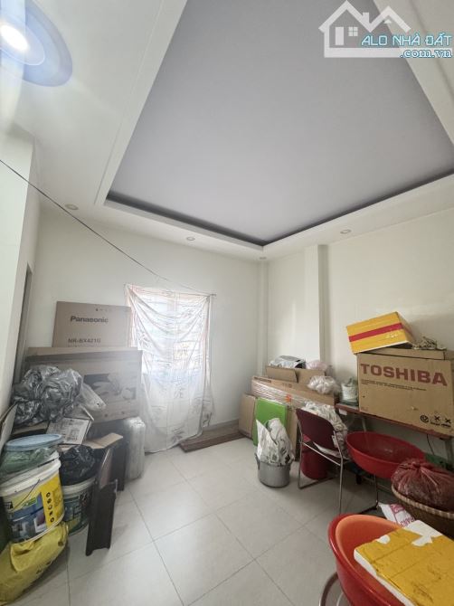 🌹BÁN NHÀ NGAY TRƯỜNG CĐ CÔNG THƯƠNG, PHƯỚC LONG B - 4 TẦNG - DT 4.1X13 5PN - HẺM NHỰA 5M - 2