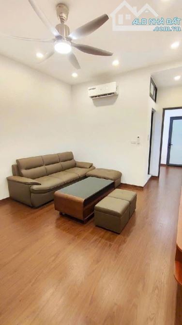 NGÕ 181 NGUYỄN TRÃI – 3 NGỦ – 2 WC – 3.55 TỶ - 2