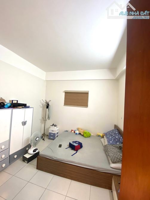 Bán nhà 2 PN chung cư CT1b Thạch Bàn , 76m . Full nội thất Giá nhỉnh 4 tỷ - 2