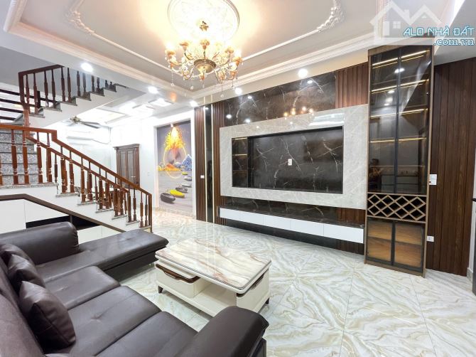 Bán nhà Trung Hành sát Lê Hồng Phong độc lập sân cổng - 2
