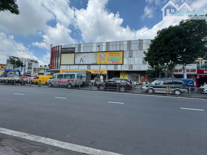 MT Nguyễn Oanh Ngay ngã tư NOanh và Phan Văn trị Dt 4.5 x 21 giá 22.5 tỷ - 2