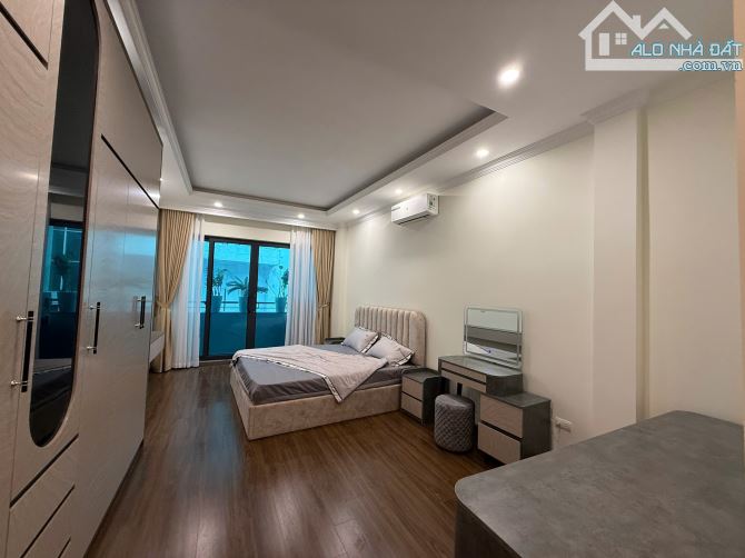 Cho thuê nhà đẹp, có thang máy Nguyễn Văn Huyên, Cầu Giấy. DT 50m2, 6 tầng. 29 tr(thg) - 2