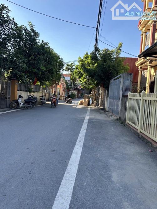 B.Á.N ĐẤT  ĐAN PHƯỢNG  ,   Ô TÔ , MẶT TIỀN LÝ TƯỞNG , XÂY Ở QUÁ SƯỚNG  71M2, 3.72 TỶ - 2