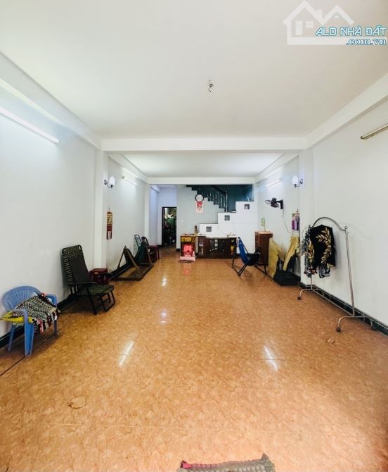 Mặt Tiền Kinh Doanh Siêu Vip Khu Tên Lửa Toàn Đại Gia 10m2 chỉ nhỉnh 10tỷ - 2