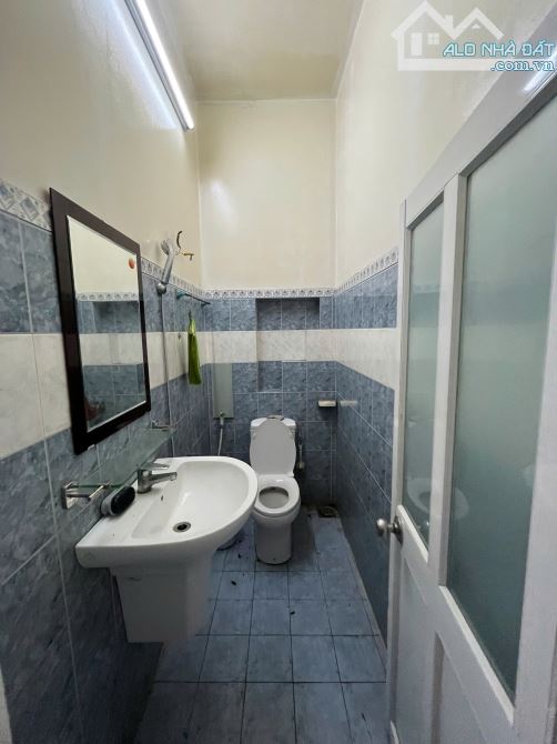 Nhà MTNB Bình Phú 1, P.10, Quận 6 | 4 x 18 | Trệt 2 Lầu ST | 4PN 5WC | Giá 18tr - 2