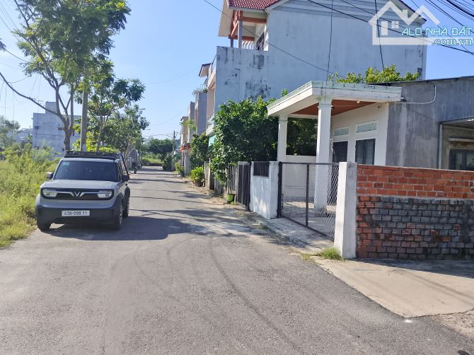 Bãi tắm tân trà ông anh cần bán lô góc 2 mặt tiền - 2