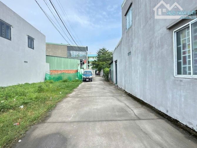 BÁN ĐẤT PHÚ MỸ – TDM  DT: 5,6 x 20m = 112m² – thổ cư 50m² - 2