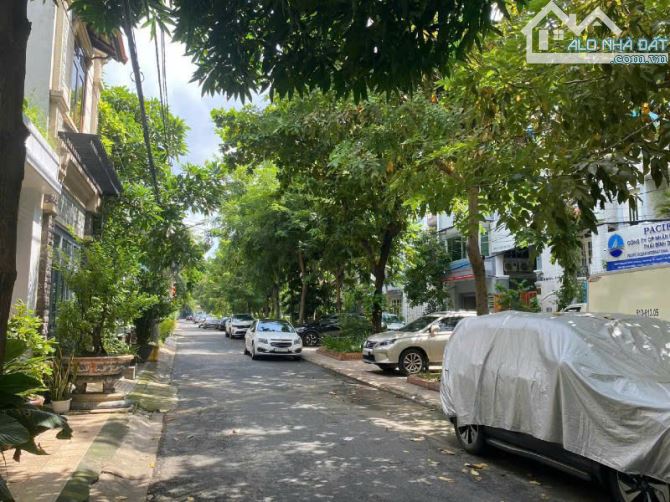 Khan hiếm !!! Bán nhà HXH 42/55 Nguyễn Minh Hoàng, Tân Bình, DT: 5x16m, 4 tầng, giá 22 tỷ - 2