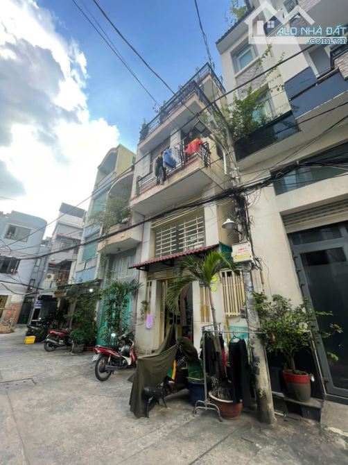 Bán Nhà Đường Nguyễn Cảnh Chân Quận 1.DT:4,72 x 18m.Giá 17,9 tỷ - 2