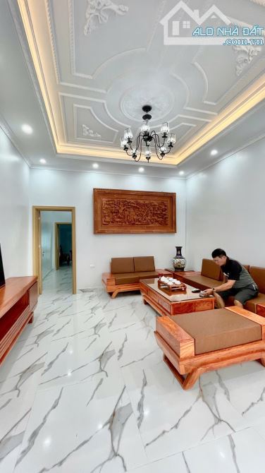 Bán nhà Phúc Đồng - Long Biên - gần hồ - DT 103m - 12.3 ti - 2