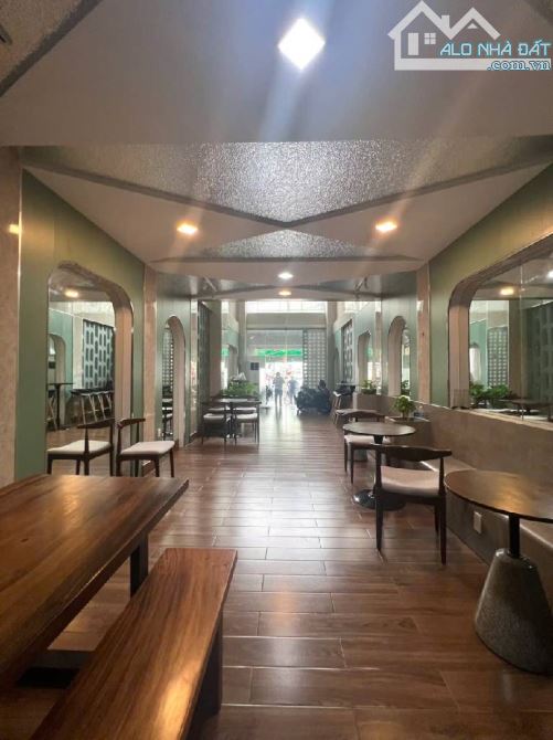 Bán nhà mặt tiền Nguyễn Văn Nghi, vị trí đẹp, gần chợ Gò Vấp, 102m2, 4 tầng, giá 23.8 tỷ - 2