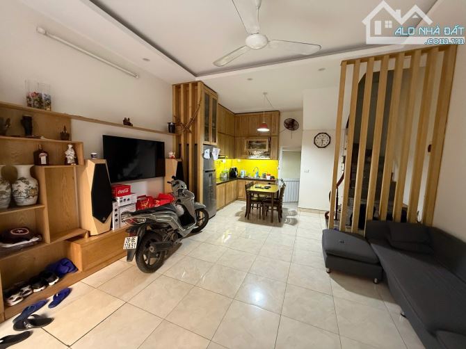 Cực Hiếm  Hơn  Chục Tỷ Có Ngay 1 Căn Nhà 45m2  MT 4.5m  Ngay Ngô Thị Nhậm – HÀ DÔNG Nhà ô - 2