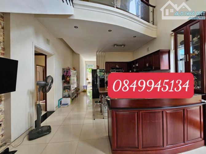 🏡 BIỆT THỰ - 379M2 - 2 TẦNG + SÂN THƯỢNG – TRUNG TÂM QUẬN 7 - CHỈ 26 TỶ - 2