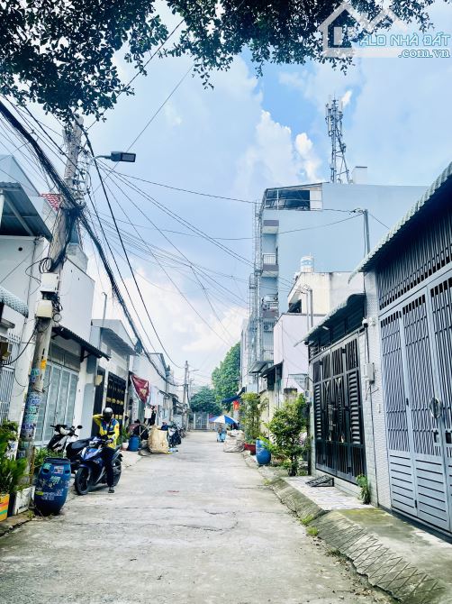 Bán lô ĐẤT cực đẹp Hẻm 6m Khu phân lô đường số 7 LINH TRUNG 120m2 Giá 8.9 Tỷ TL - 2