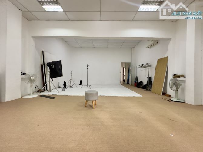 Bán Nhà DT lớn 290m2 Lý Thường Kiệt, P15, Quận 11 ngay Khu Thiên Phước giá chỉ 4x TỶ - 2
