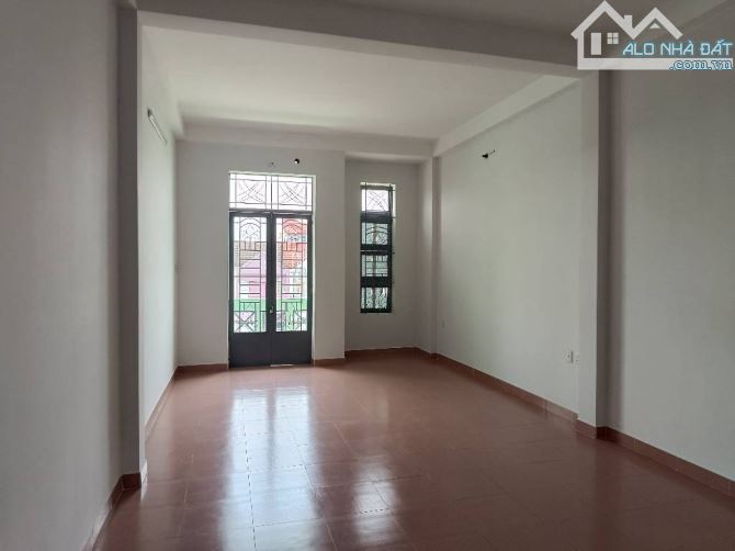 Bán nhà mặt tiền kinh doanh Tạ Quang Bửu, xe hơi ngủ nhà, 64m2, 5T, SHR, HCĐ, chỉ 17 tỷ. - 2