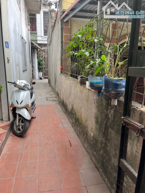 BÁN NHÀ HOÀNG MAI 50m, 5 tầng hơn 7 tỷ ,vừa ở vừa cho thuê , SỔ VUÔNG ĐẸP - 2