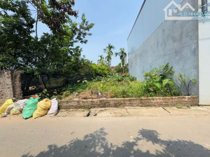 Bán Đất Vàng Lô Góc - Gần KCN Quang Minh, Mê Linh - Chỉ 2,6 Tỷ! - 2