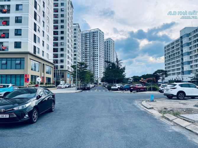 Bán Lô FPT sát Chung cư FPT Plaza 1 và 5 Lô 2 đất hai mặt tiền - 2